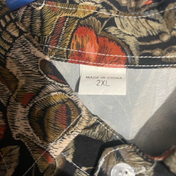 Hawaiian Skull with Flowers Button Down - Picture 3 of 3